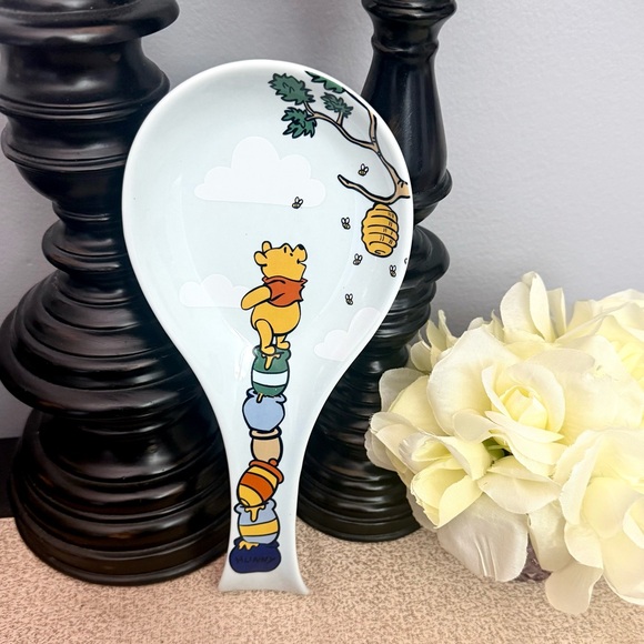 New Disney Winnie The Pooh Ceramic Spoon Rest - Picture 2 of 8